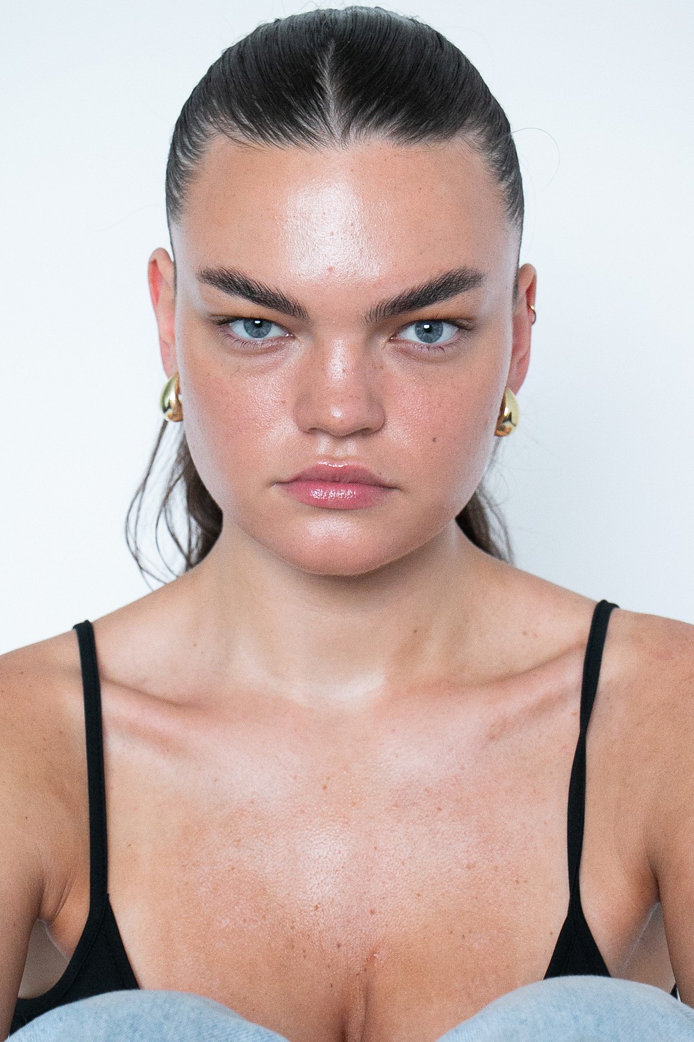 large-1750861213-5ce8606e2ce3a3661dac4e9730e6e214